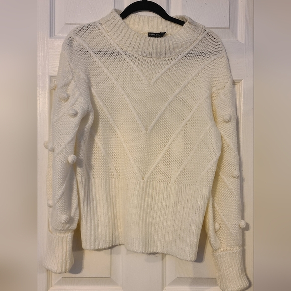 NWOT Nasty Gal lvory Pom Pom BalloonSleeve Mock Neck Sweater Size large - Picture 4 of 10